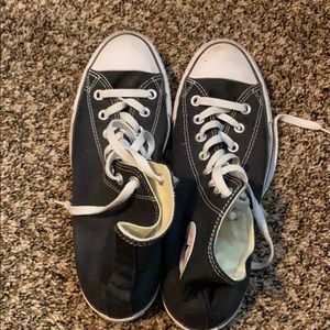 women’s black high top converse